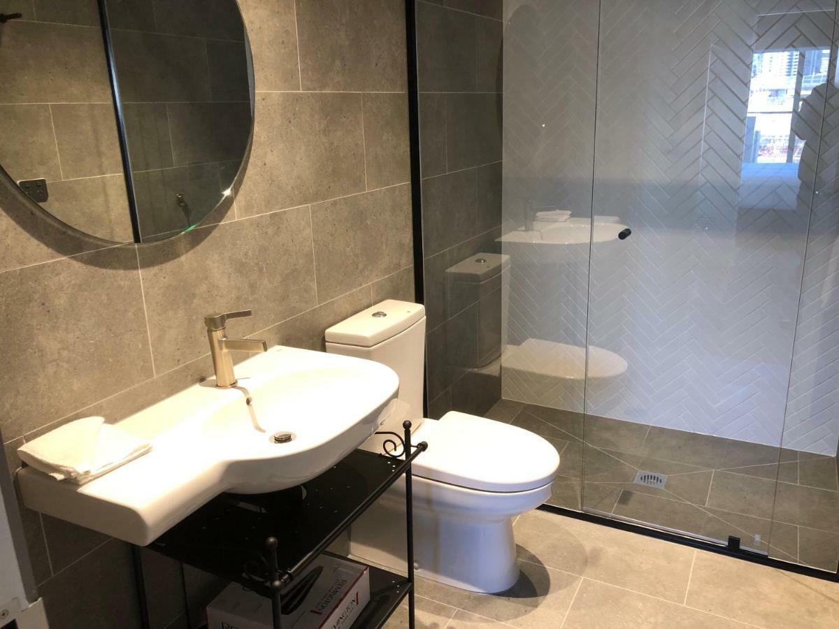 Q Squared Serviced Apartments Melbourne Eksteriør bilde